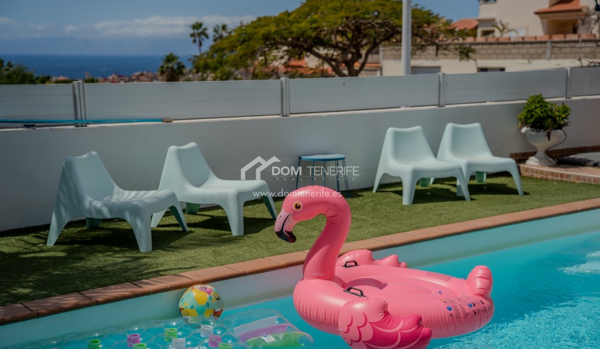 Kurzzeitmiete - Wohnung -
Adeje - El Madroñal