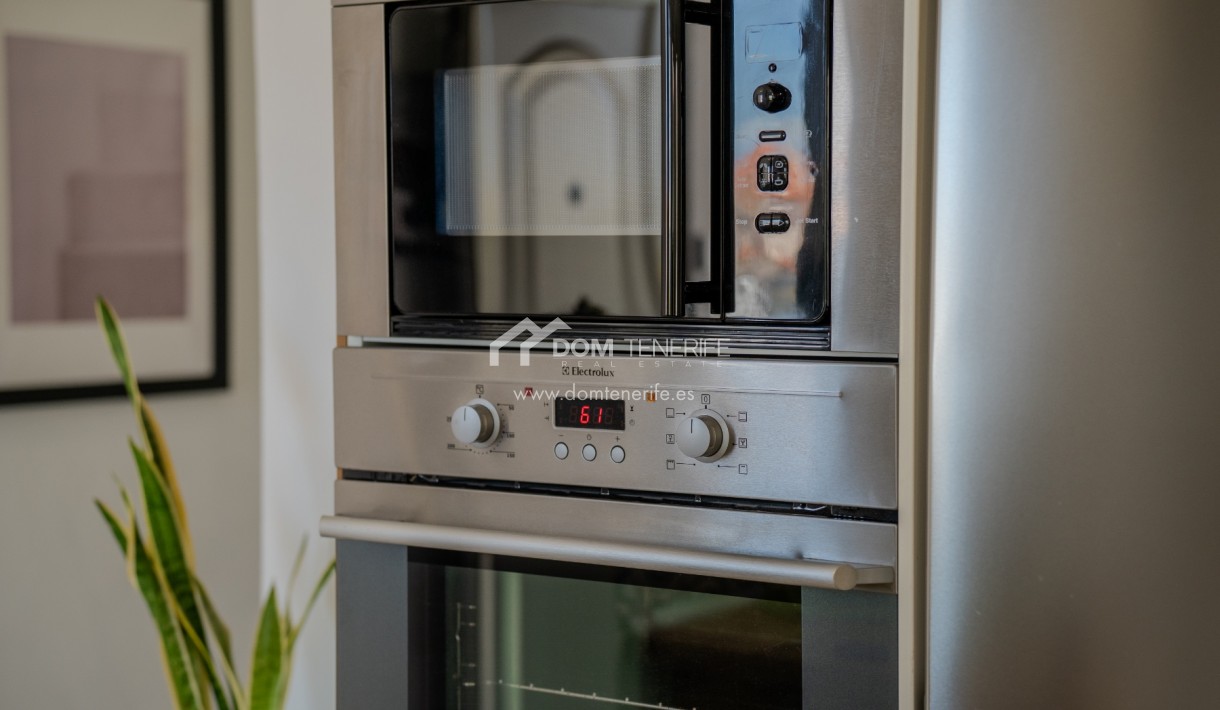 Kurzzeitmiete - Wohnung -
Adeje - El Madroñal