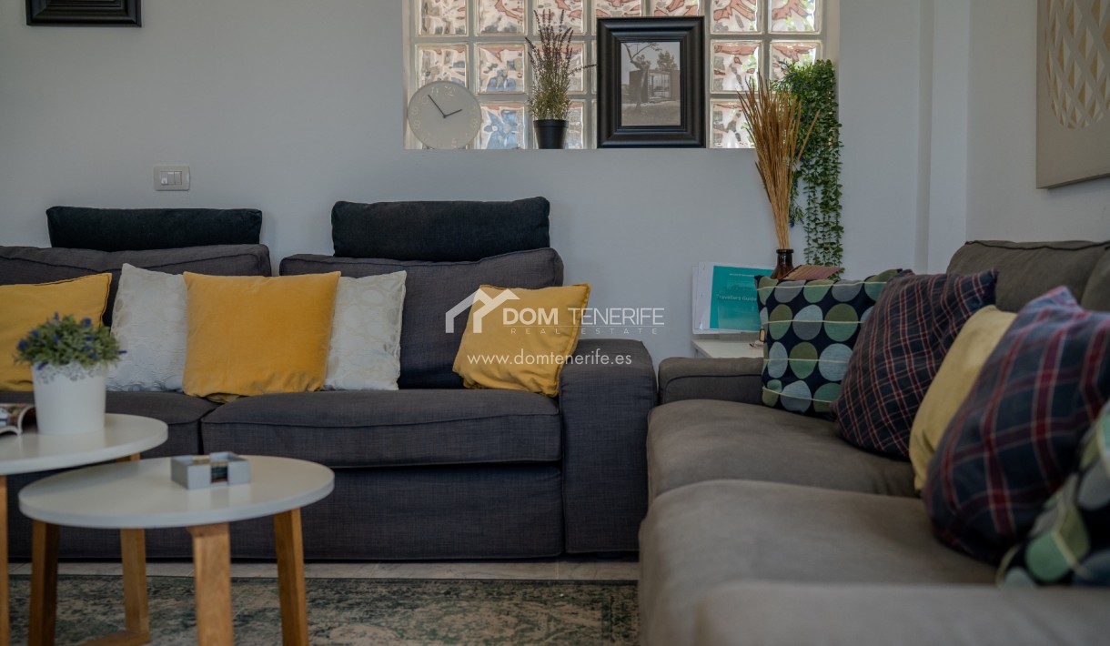 Kurzzeitmiete - Wohnung -
Adeje - El Madroñal