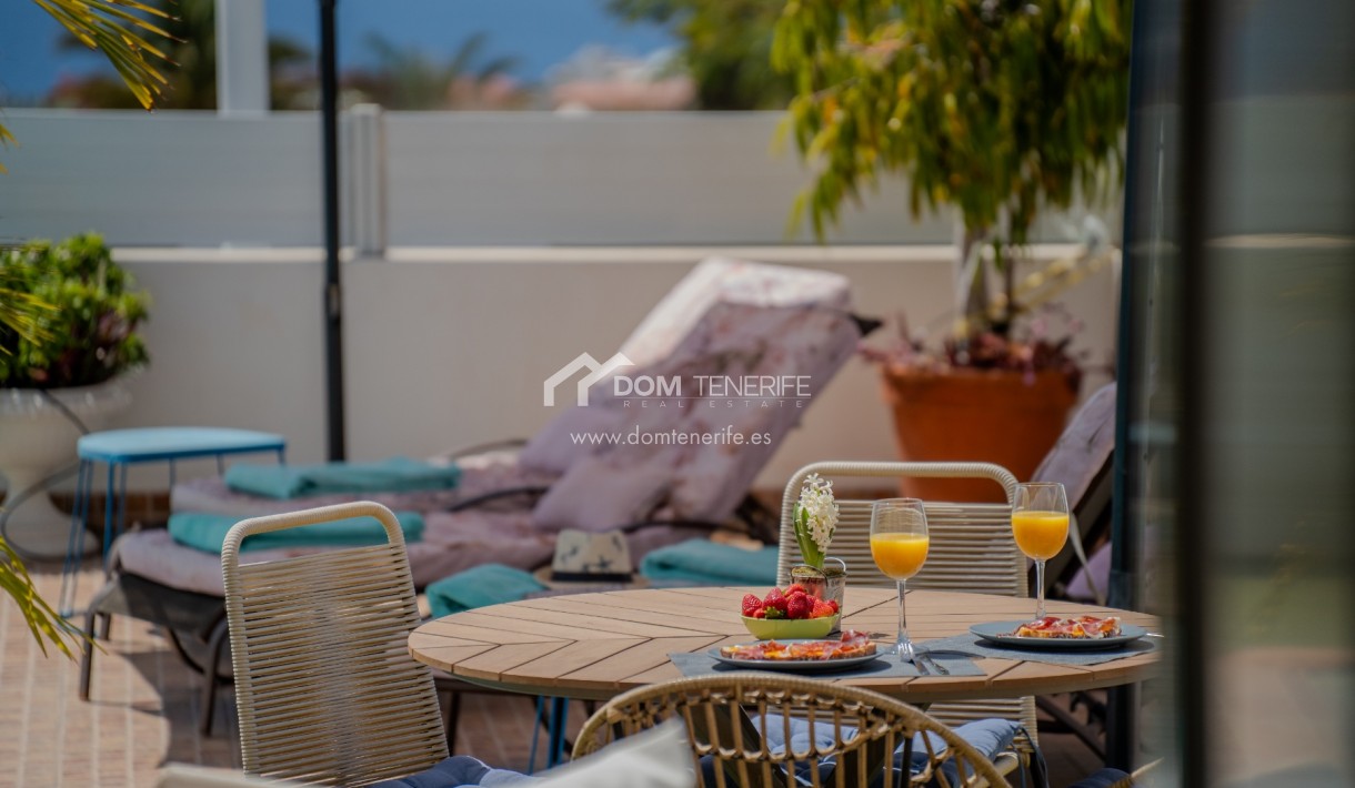 Kurzzeitmiete - Wohnung -
Adeje - El Madroñal