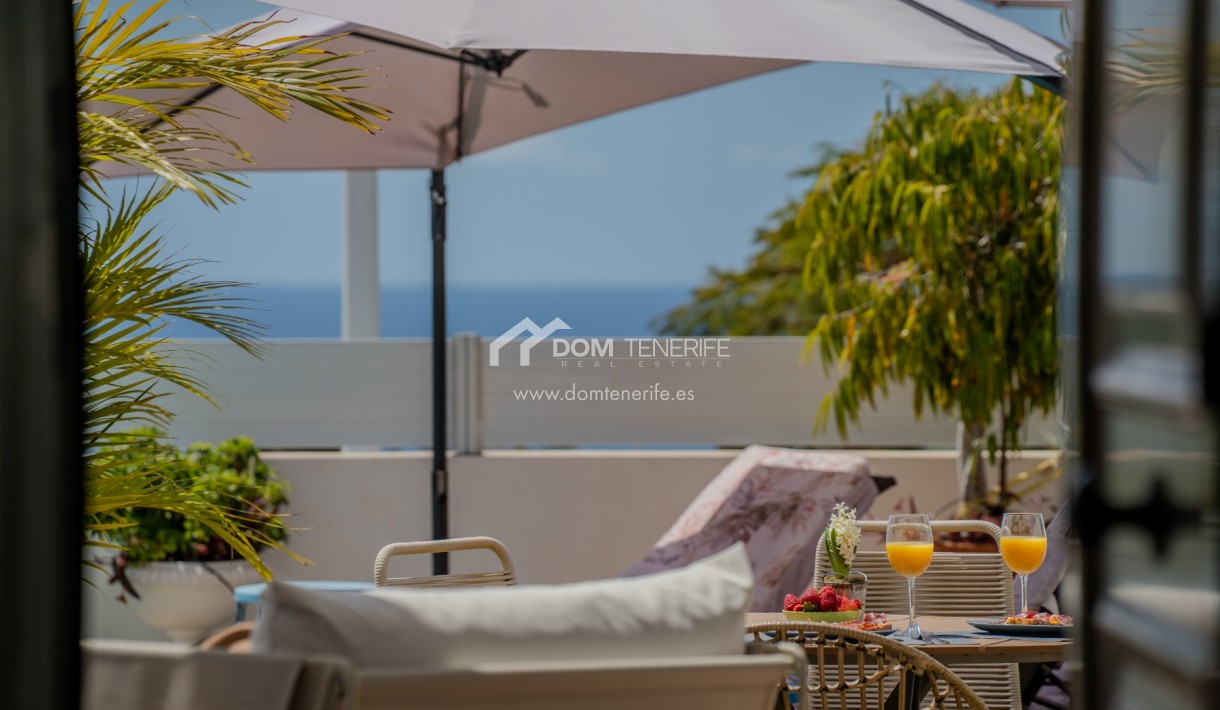 Kurzzeitmiete - Wohnung -
Adeje - El Madroñal