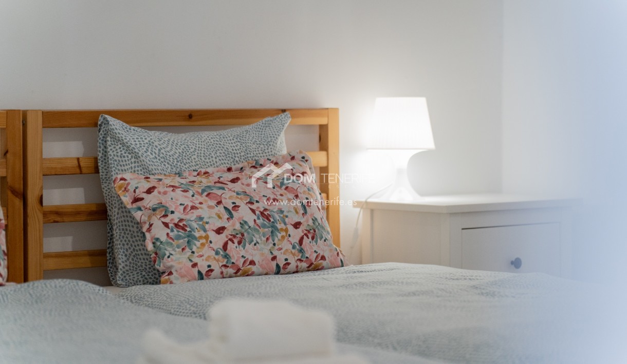 Kurzzeitmiete - Wohnung -
Adeje - El Madroñal