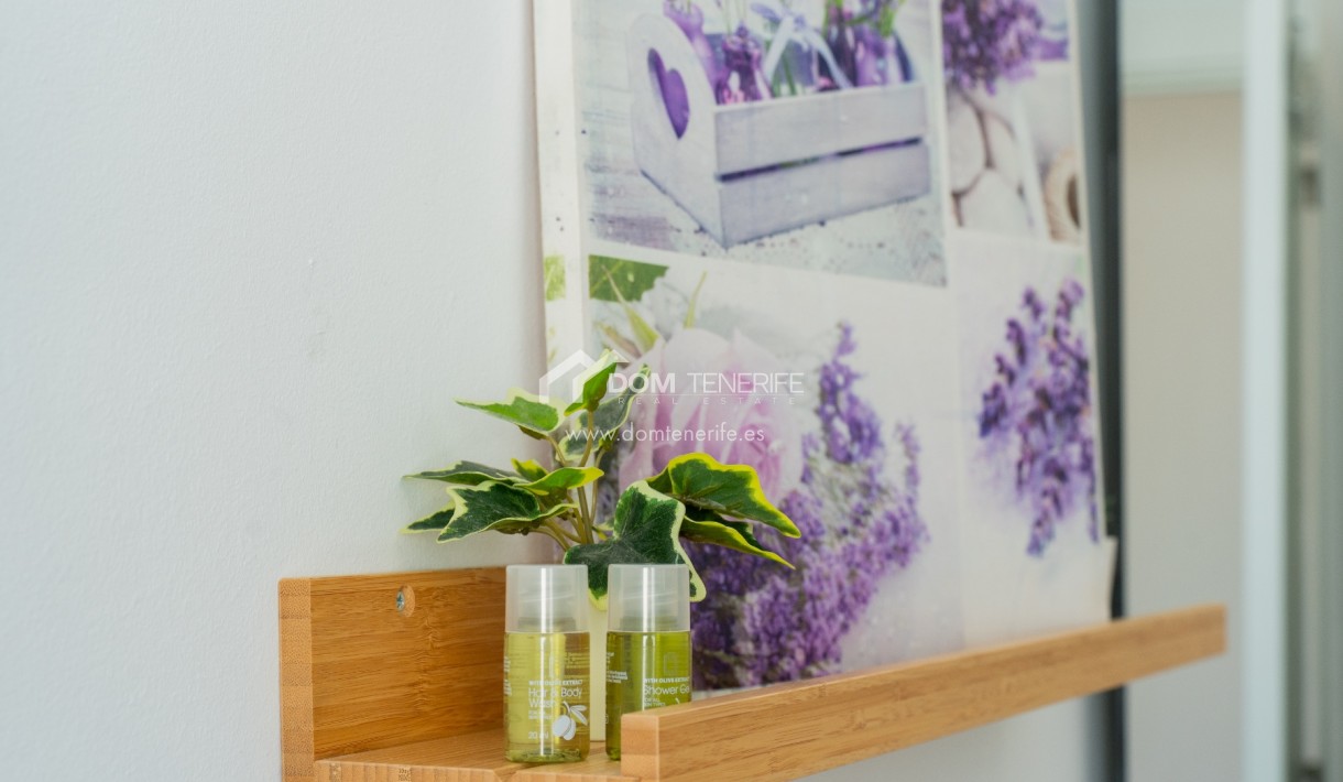 Kurzzeitmiete - Wohnung -
Adeje - El Madroñal