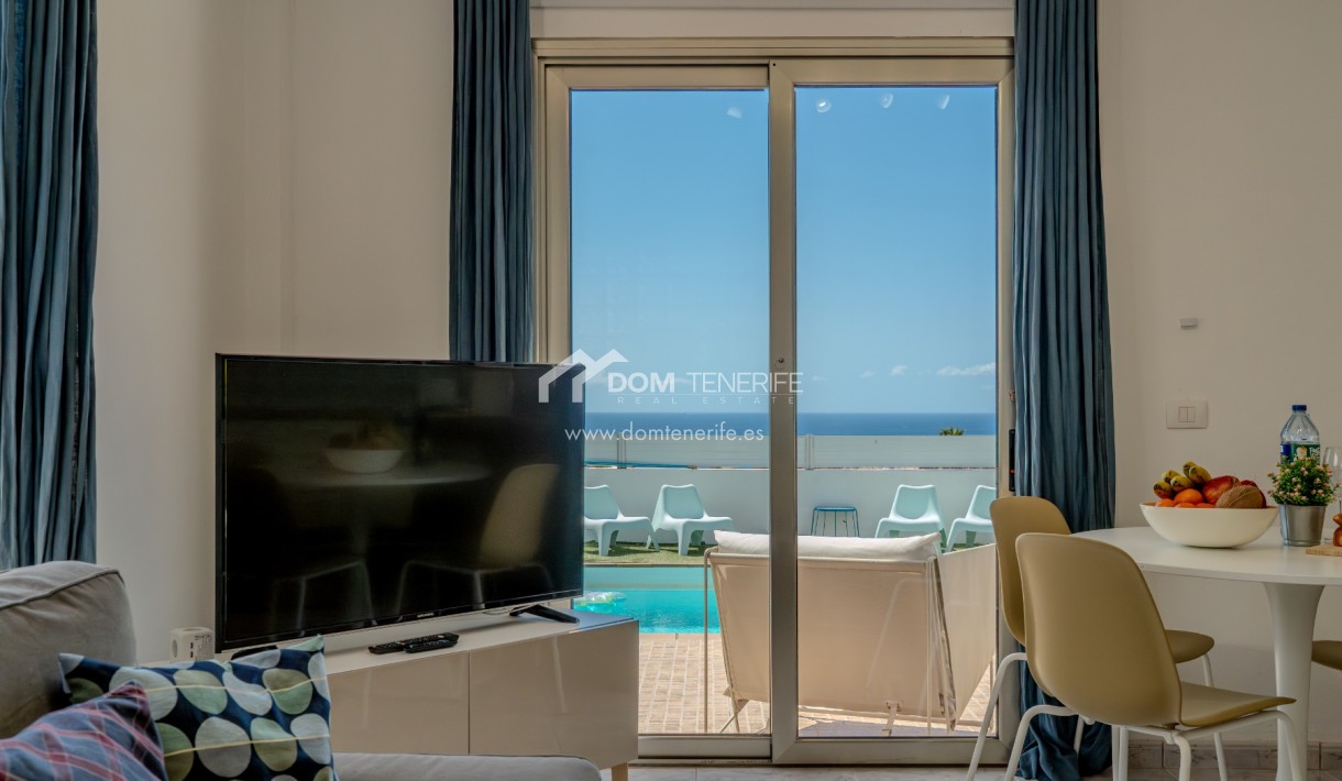 Kurzzeitmiete - Wohnung -
Adeje - El Madroñal