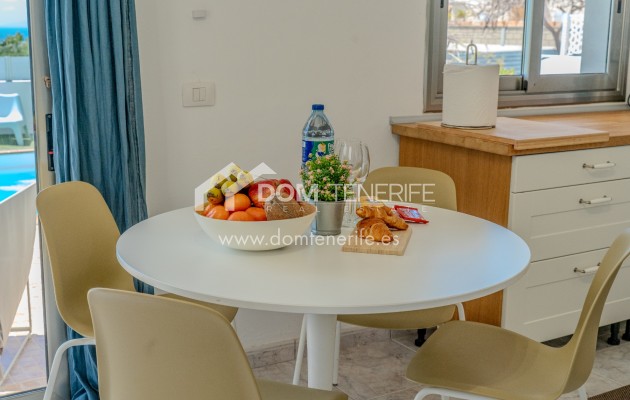 Kurzzeitmiete - Wohnung -
Adeje - El Madroñal