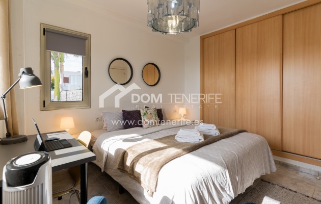 Kurzzeitmiete - Wohnung -
Adeje - El Madroñal