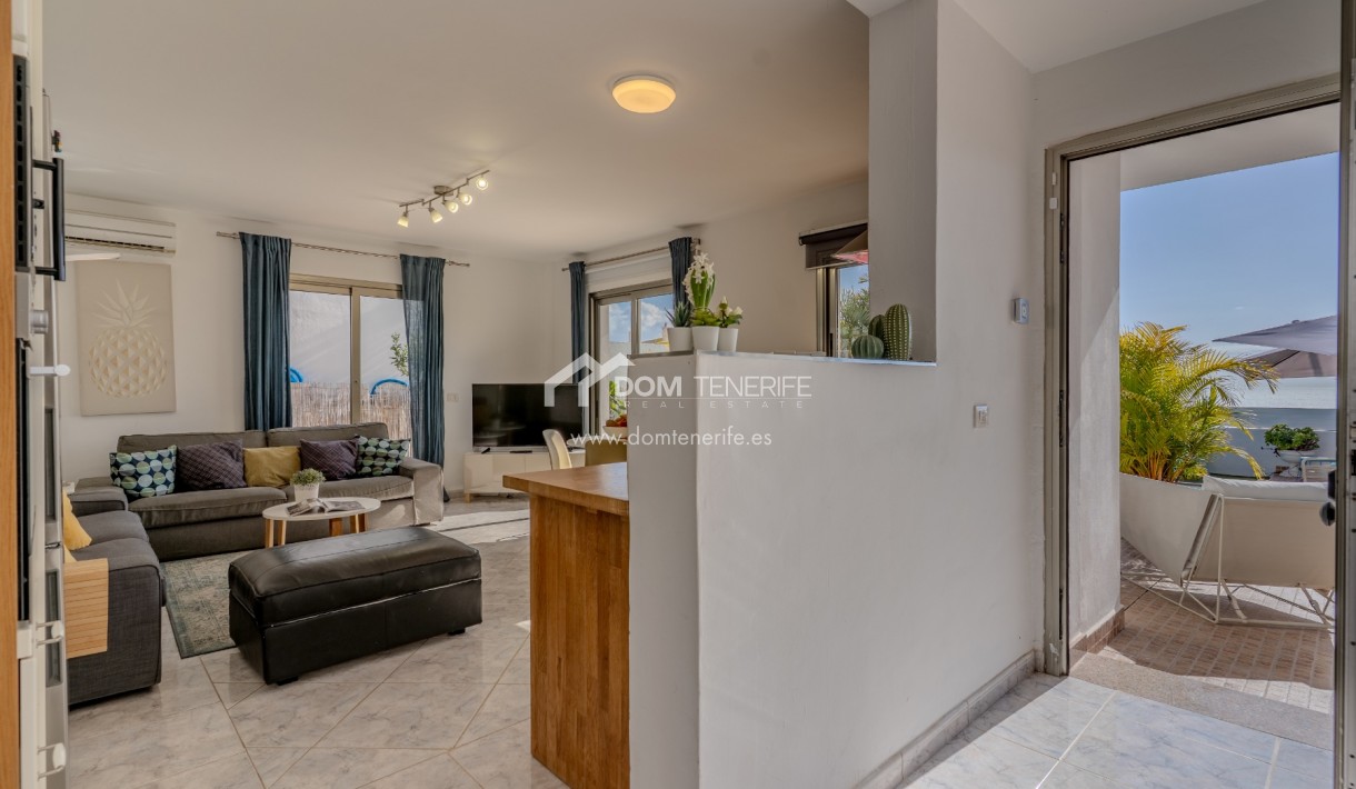 Kurzzeitmiete - Wohnung -
Adeje - El Madroñal