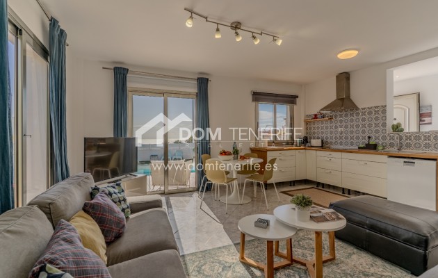 Kurzzeitmiete - Wohnung -
Adeje - El Madroñal