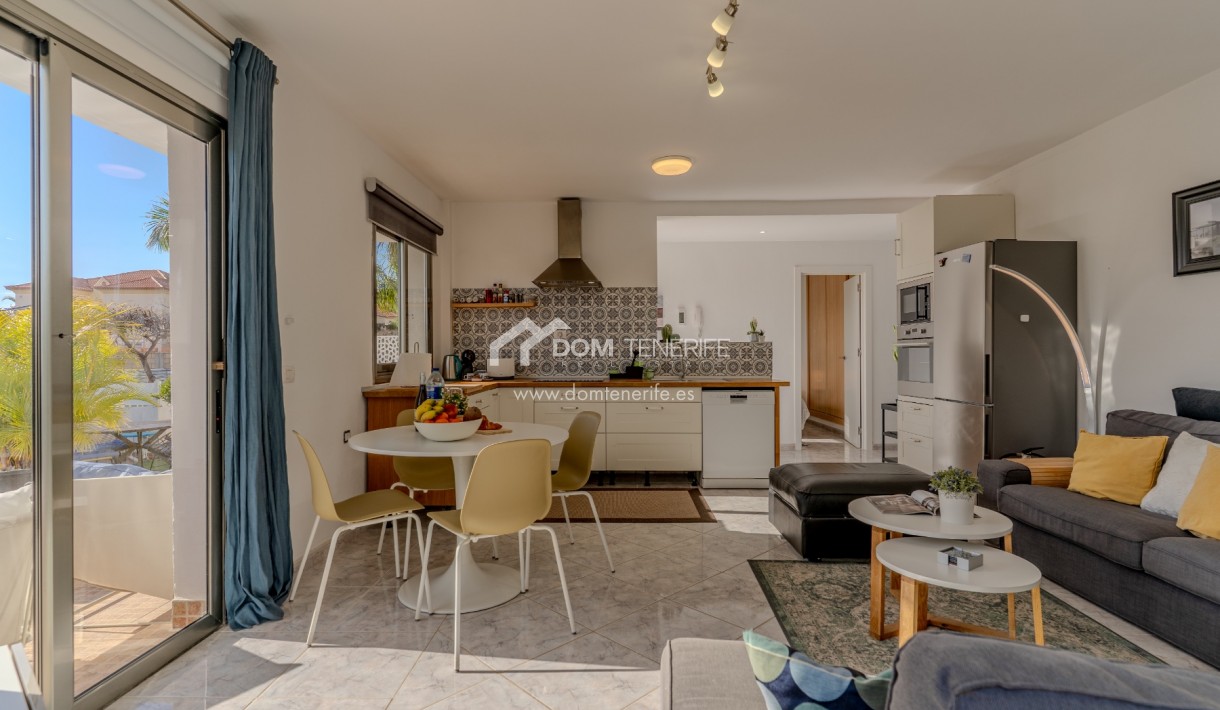 Kurzzeitmiete - Wohnung -
Adeje - El Madroñal