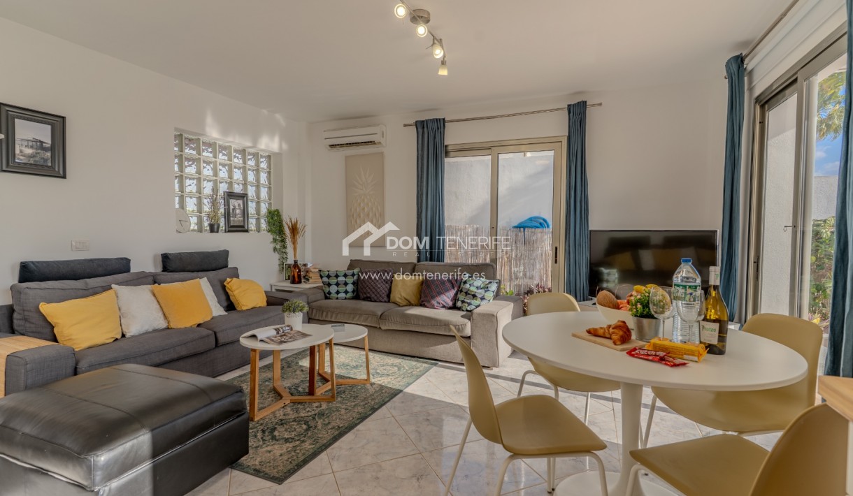 Kurzzeitmiete - Wohnung -
Adeje - El Madroñal