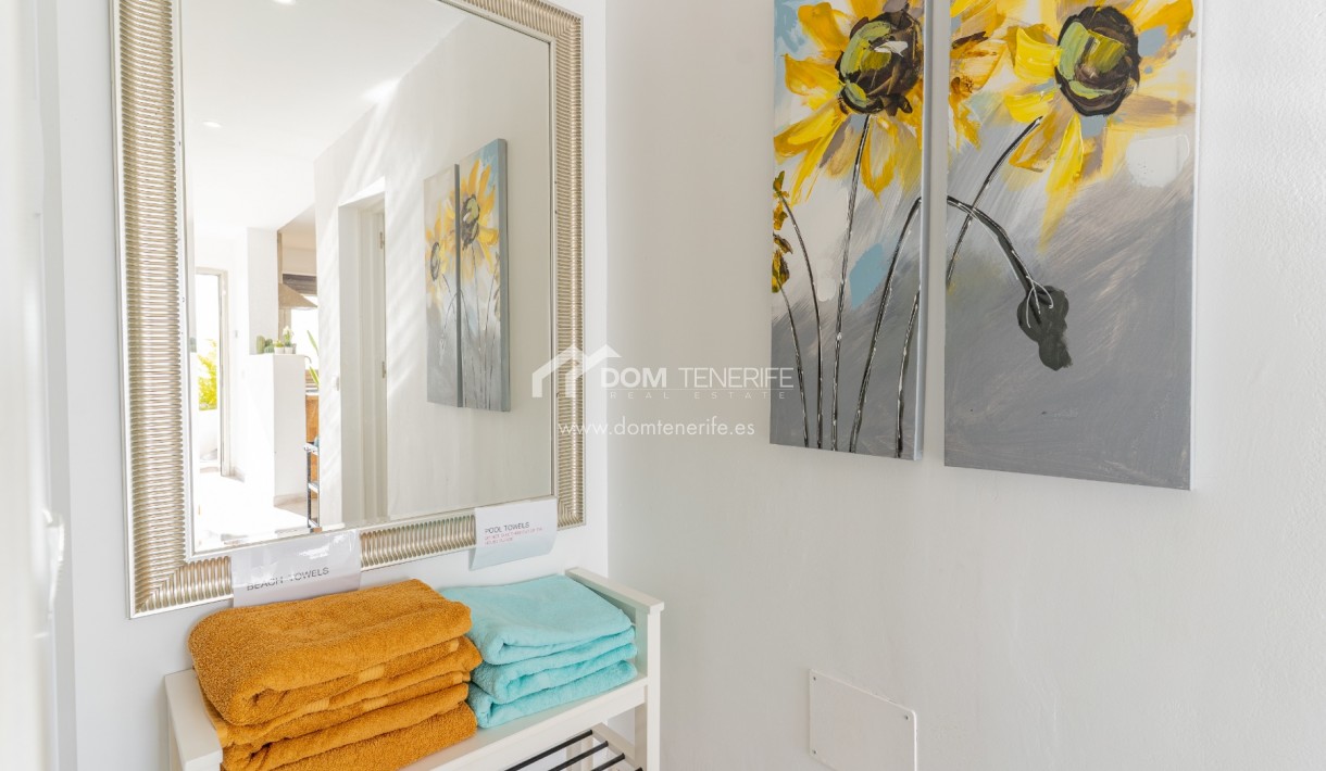 Kurzzeitmiete - Wohnung -
Adeje - El Madroñal