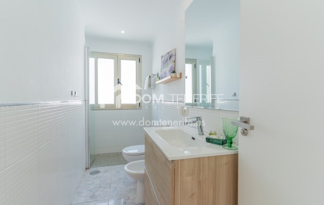 Kurzzeitmiete - Wohnung -
Adeje - El Madroñal