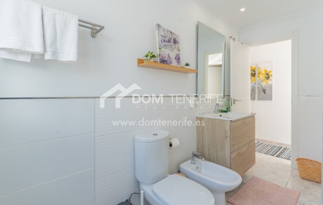 Kurzzeitmiete - Wohnung -
Adeje - El Madroñal