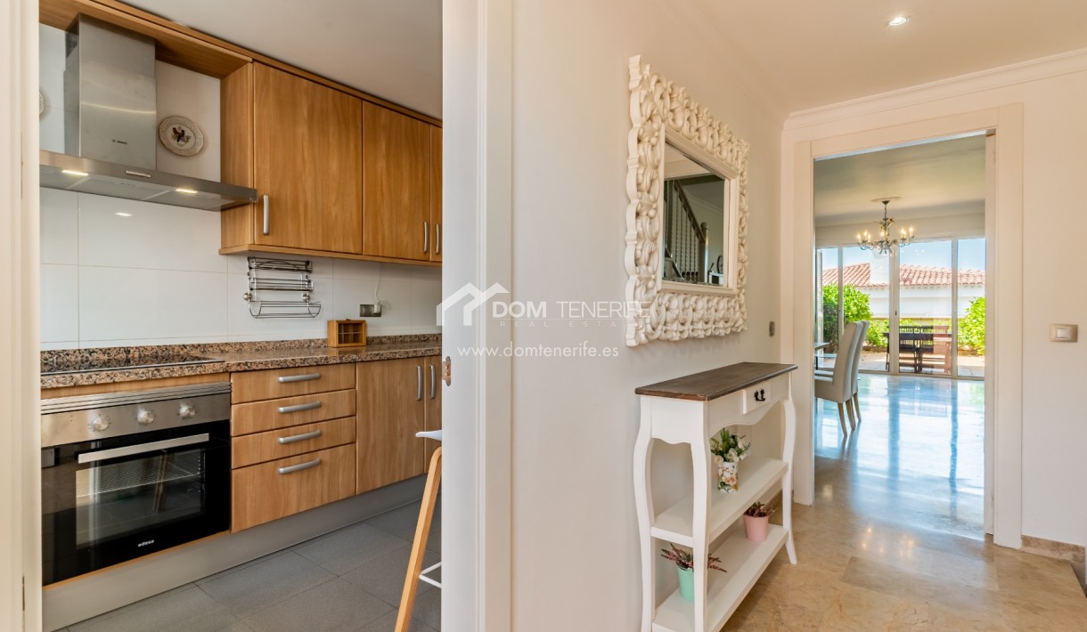 Sale - Townhouse -
Guía de Isora  - Playa La Arena