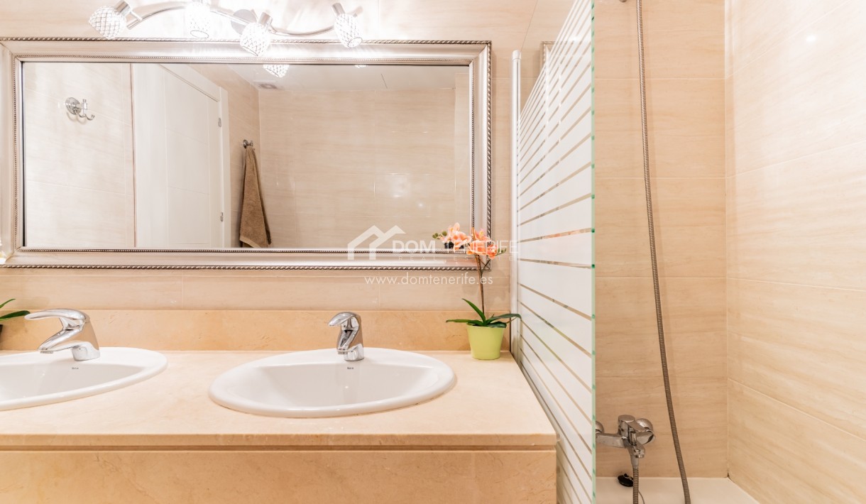 Sale - Townhouse -
Guía de Isora  - Playa La Arena