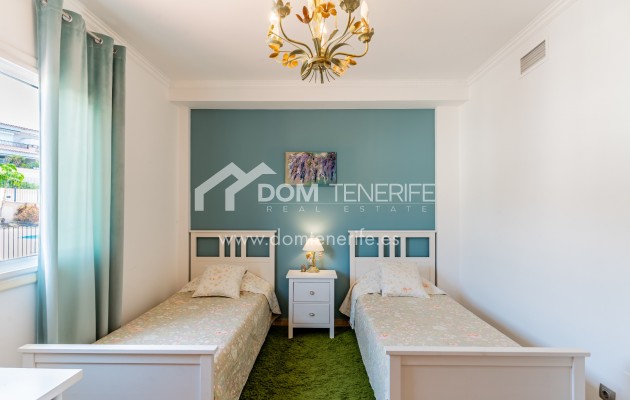 Sale - Townhouse -
Guía de Isora  - Playa La Arena
