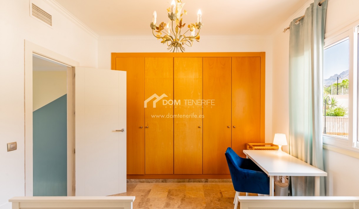 Sale - Townhouse -
Guía de Isora  - Playa La Arena
