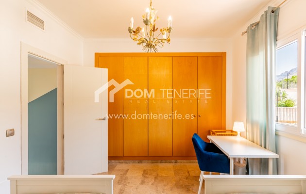 Sale - Townhouse -
Guía de Isora  - Playa La Arena