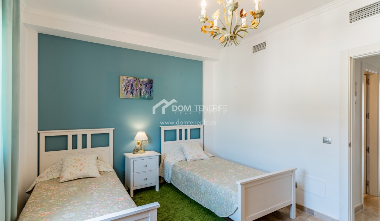 Sale - Townhouse -
Guía de Isora  - Playa La Arena
