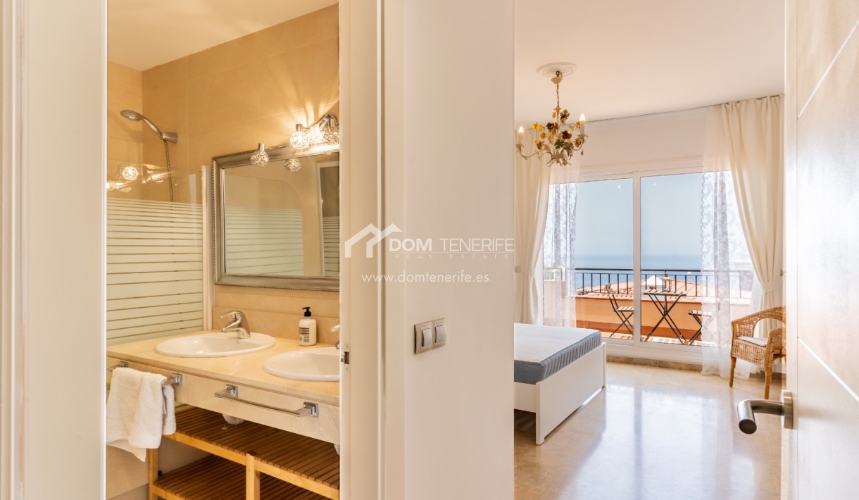 Sale - Townhouse -
Guía de Isora  - Playa La Arena