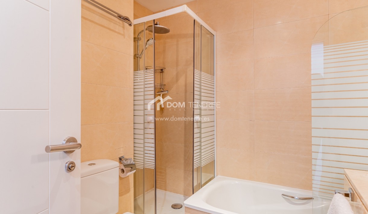Sale - Townhouse -
Guía de Isora  - Playa La Arena