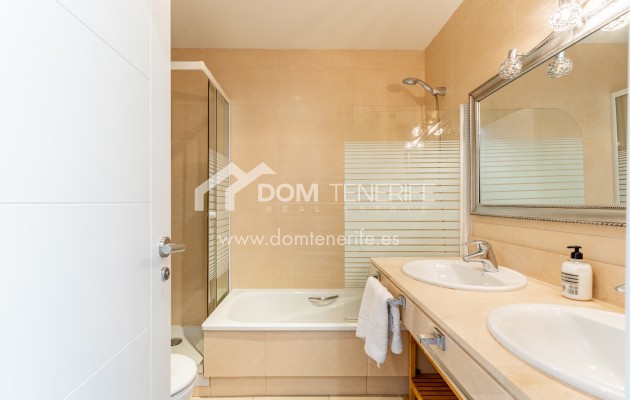 Sale - Townhouse -
Guía de Isora  - Playa La Arena