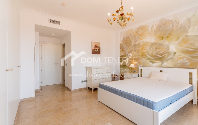 Sale - Townhouse -
Guía de Isora  - Playa La Arena