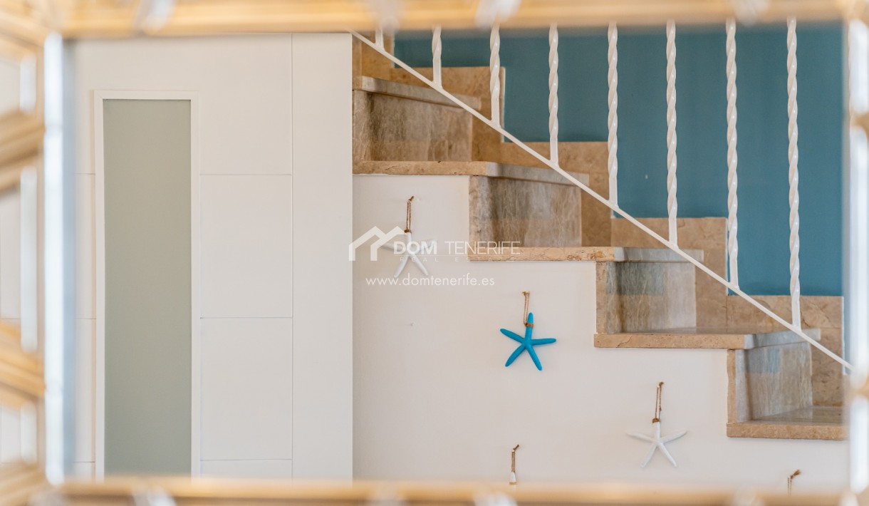 Sale - Townhouse -
Guía de Isora  - Playa La Arena