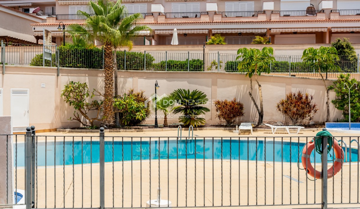 Sale - Townhouse -
Guía de Isora  - Playa La Arena