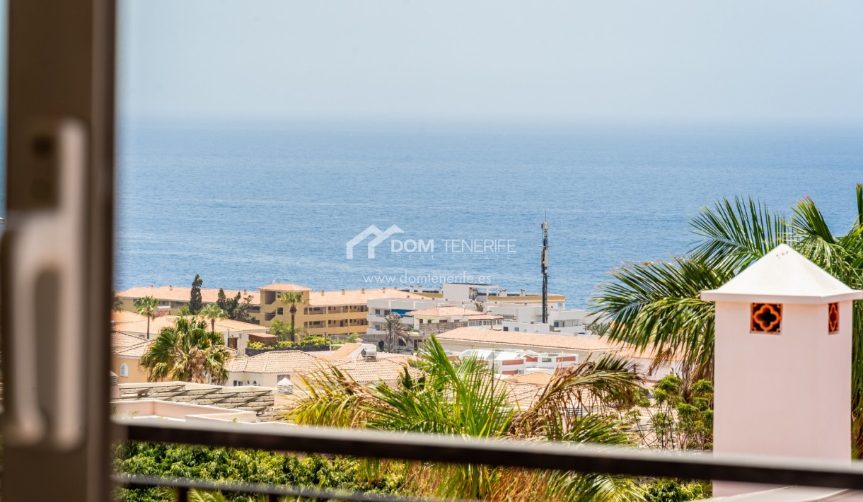 Sale - Townhouse -
Guía de Isora  - Playa La Arena
