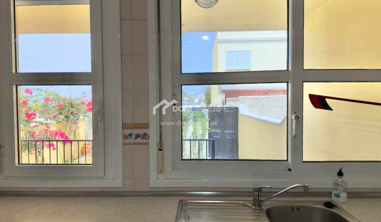 Location - Maison de ville -
Adeje - El Madroñal