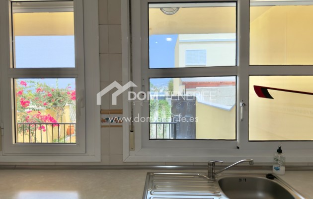 Location - Maison de ville -
Adeje - El Madroñal