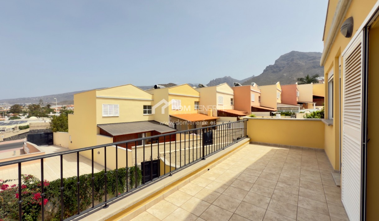 Location - Maison de ville -
Adeje - El Madroñal