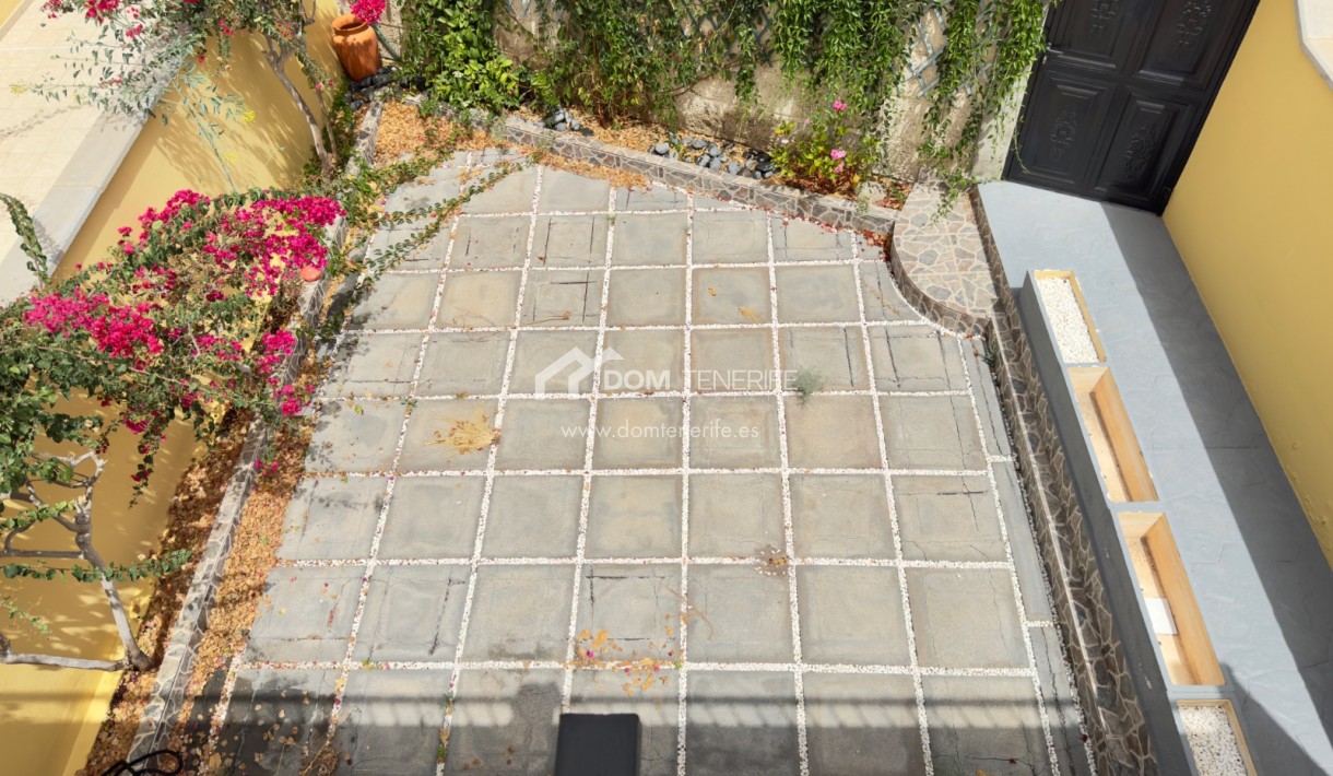 Location - Maison de ville -
Adeje - El Madroñal