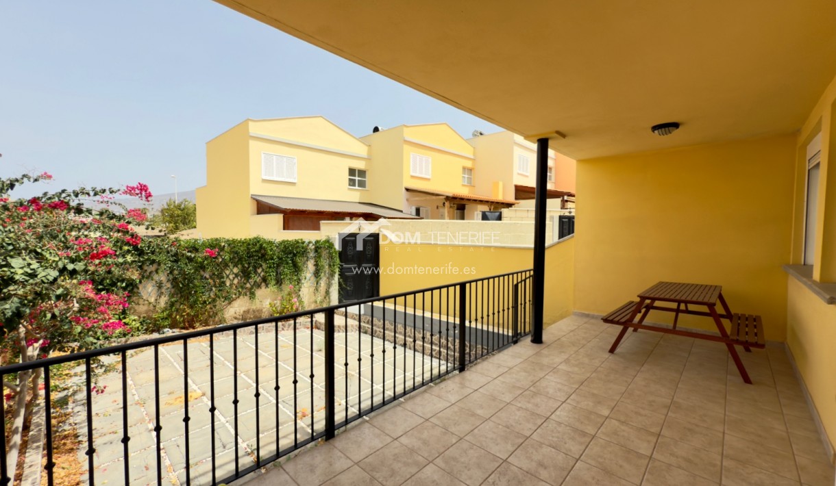 Location - Maison de ville -
Adeje - El Madroñal
