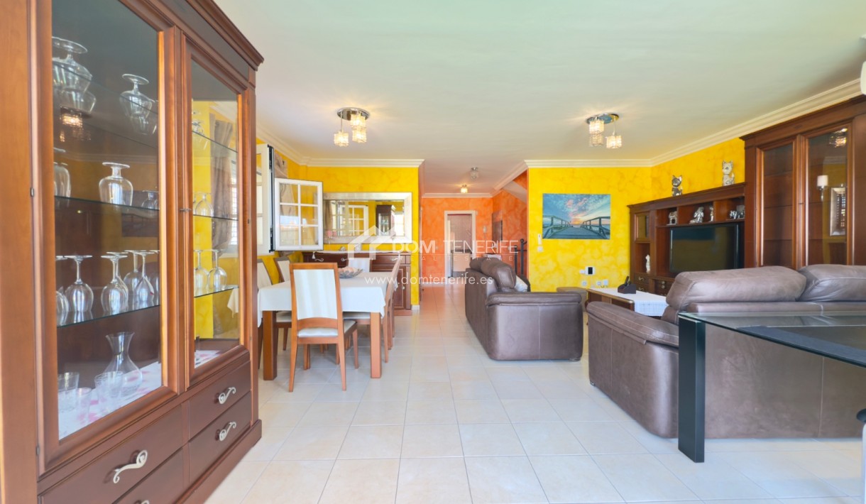Location - Maison jumelée -
Adeje - El Madroñal