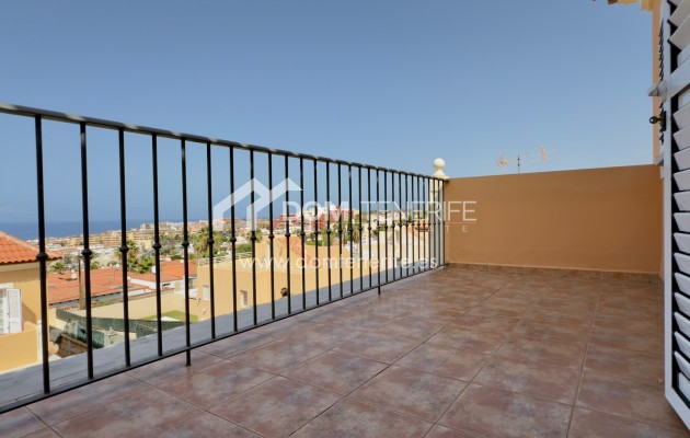 Location - Maison jumelée -
Adeje - El Madroñal