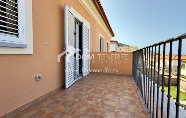 Location - Maison jumelée -
Adeje - El Madroñal