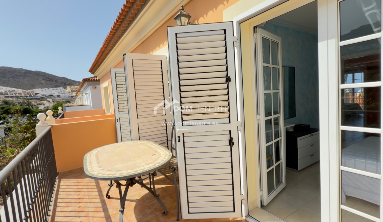 Location - Maison jumelée -
Adeje - El Madroñal