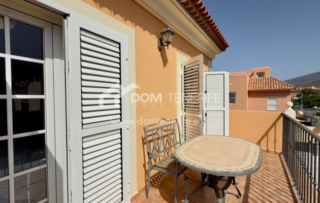 Location - Maison jumelée -
Adeje - El Madroñal