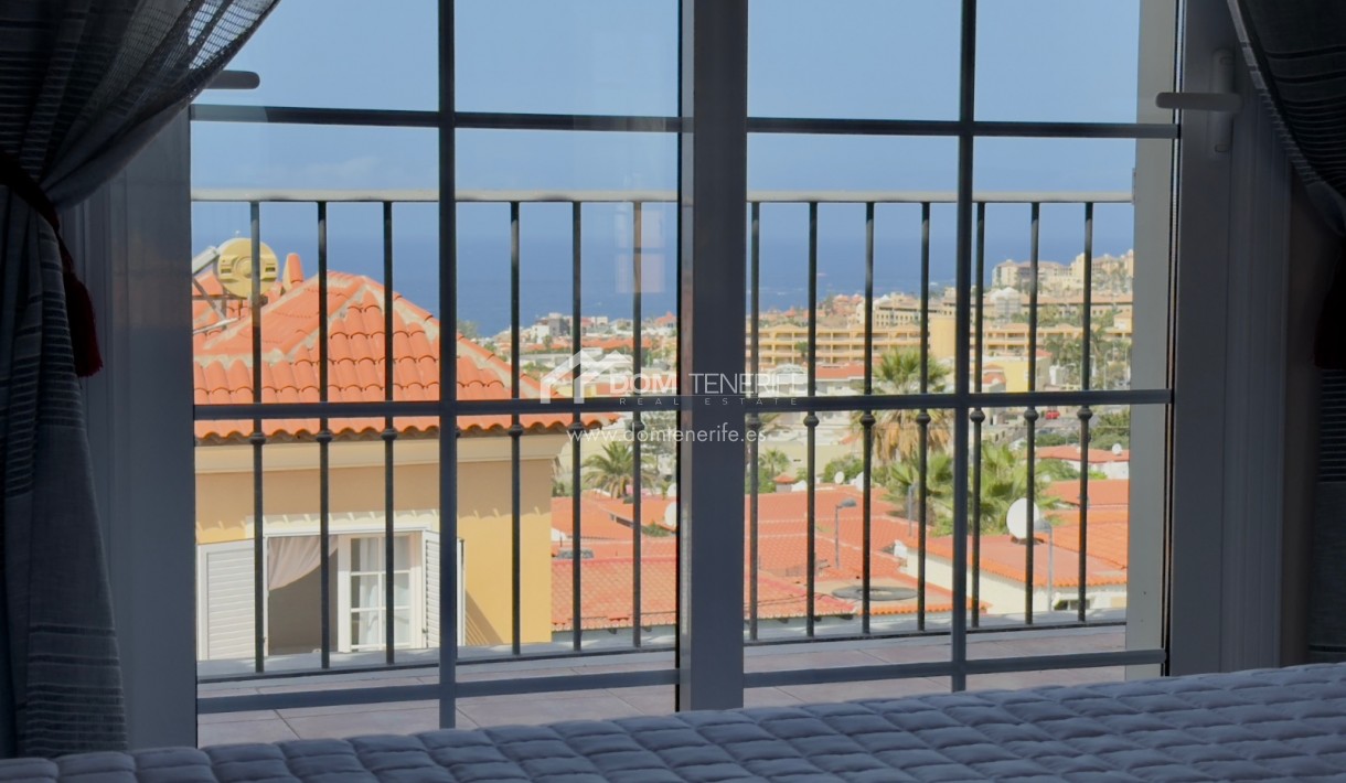 Location - Maison jumelée -
Adeje - El Madroñal