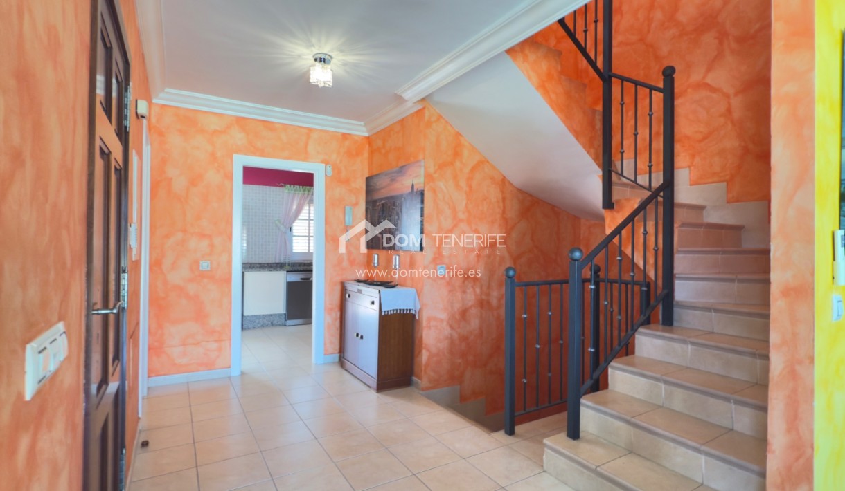 Location - Maison jumelée -
Adeje - El Madroñal