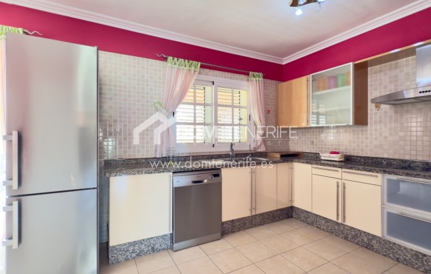 Location - Maison jumelée -
Adeje - El Madroñal