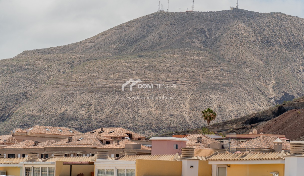 Alquiler a largo plazo - Chalet adosado -
Arona - Playa de Las Americas