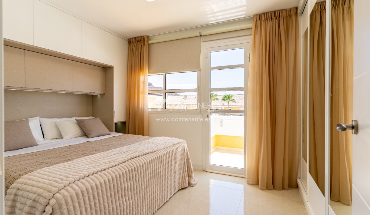 Alquiler a largo plazo - Chalet adosado -
Arona - Playa de Las Americas