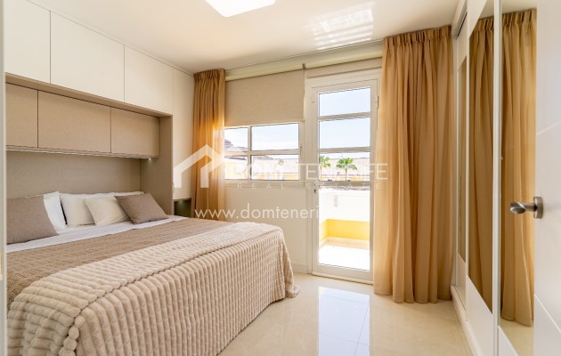 Alquiler a largo plazo - Chalet adosado -
Arona - Playa de Las Americas