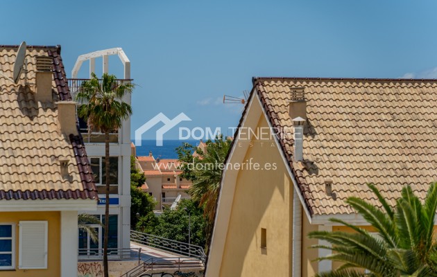 Alquiler a largo plazo - Chalet adosado -
Arona - Playa de Las Americas