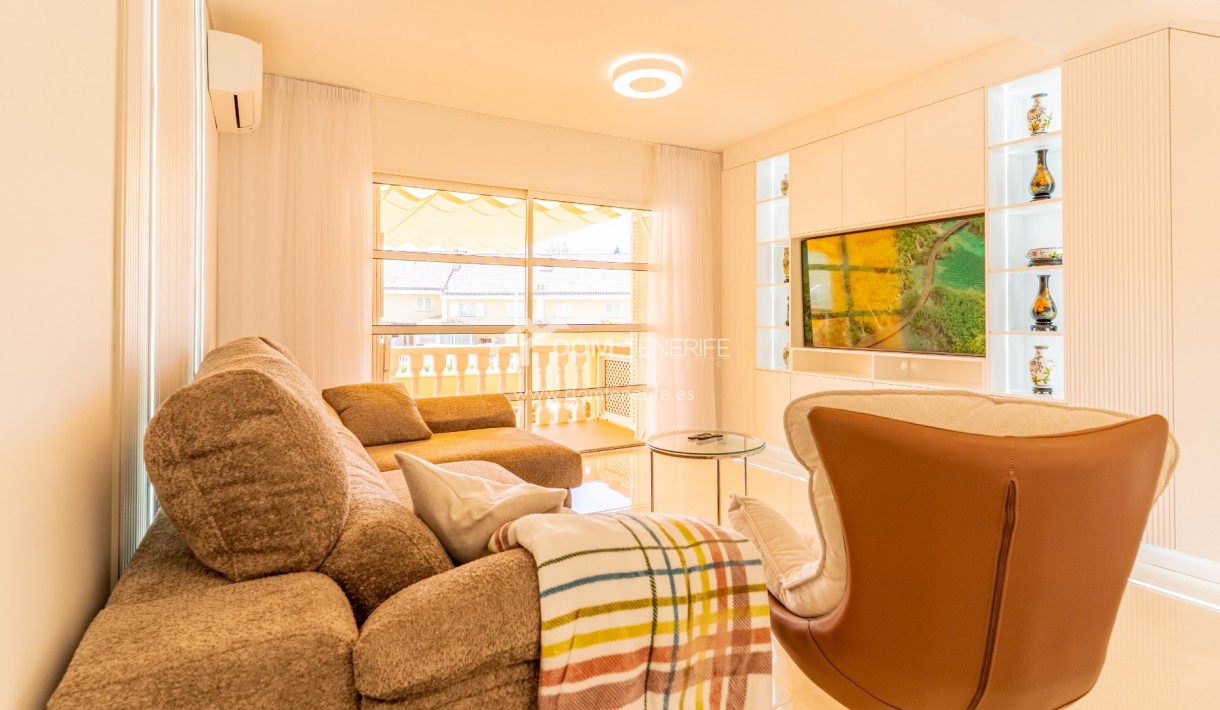 Alquiler a largo plazo - Chalet adosado -
Arona - Playa de Las Americas