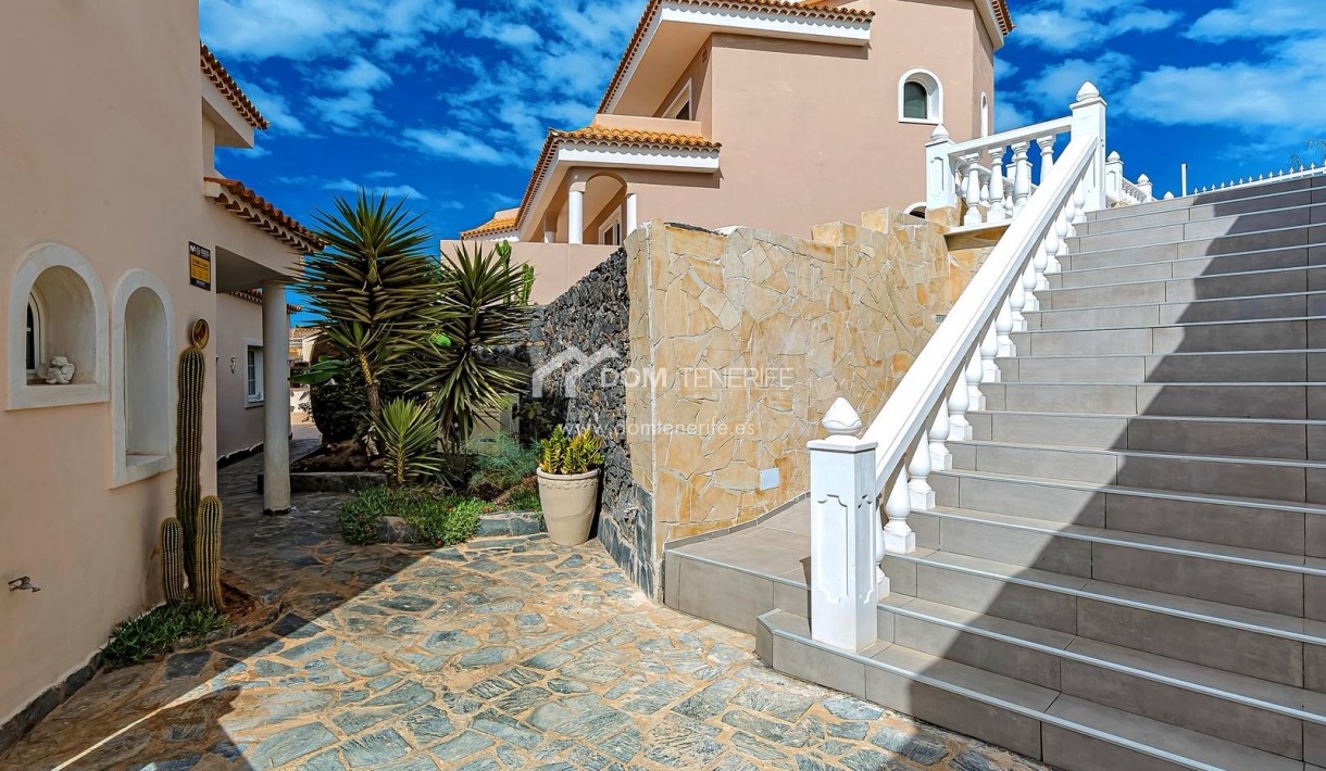 Wiederverkauf - Villa -
Adeje - Callao Salvaje