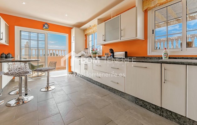 Wiederverkauf - Villa -
Adeje - Callao Salvaje